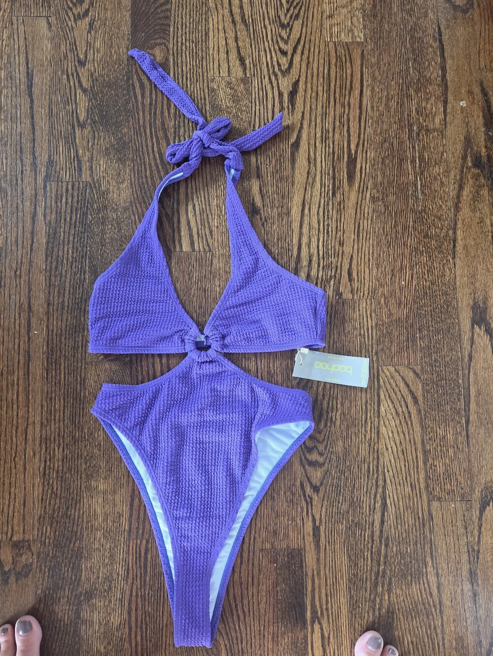 Womens Boohoo Purple Textured Cutout One-Piece Swimsuit, Halter Size 4. BNWT.